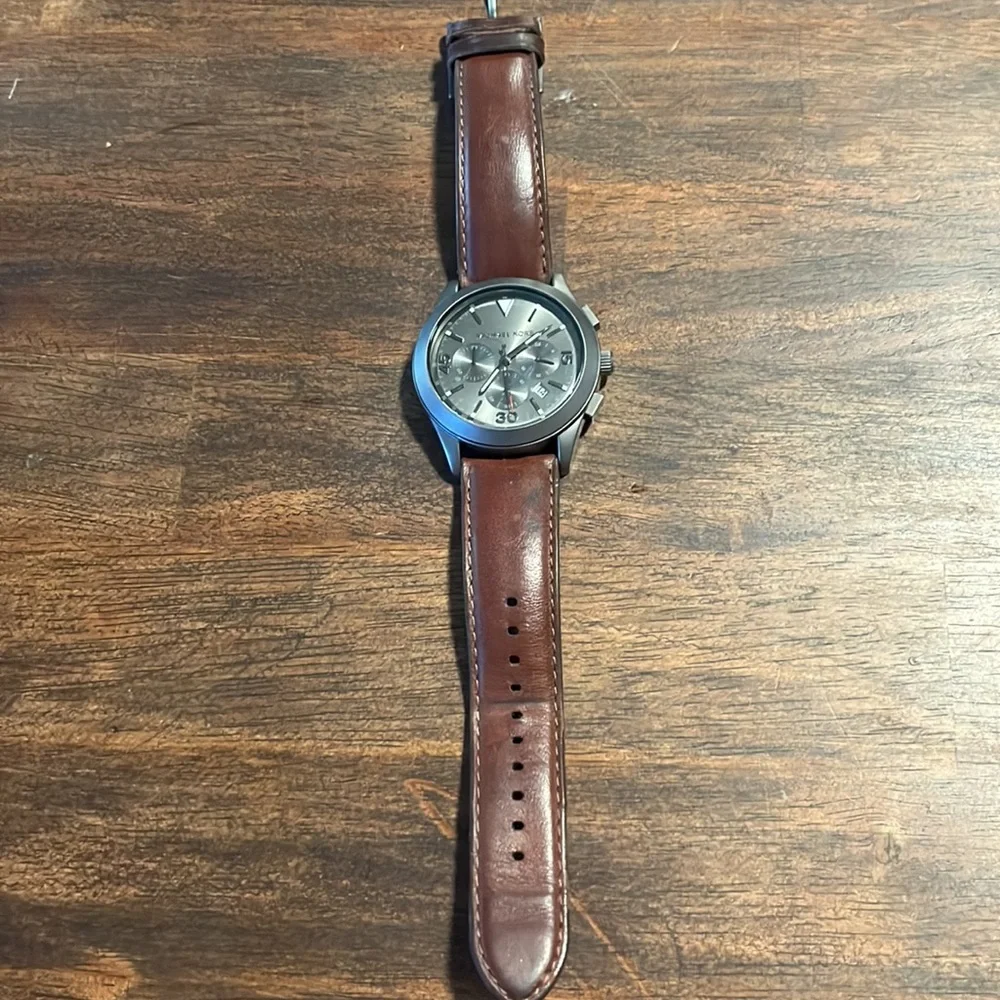 Men’s Michael Kors Watch - Picture 2 of 2